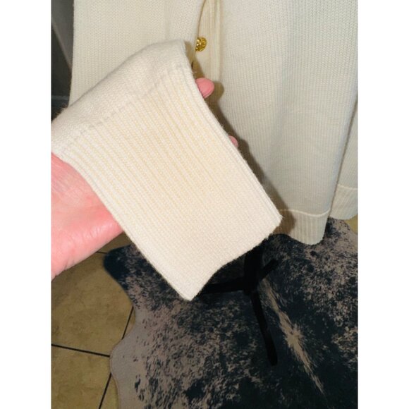 Tuckernuck Winter White Sophia Sweater Cream 100% Wool Turtleneck Gold Button L - Picture 10 of 11